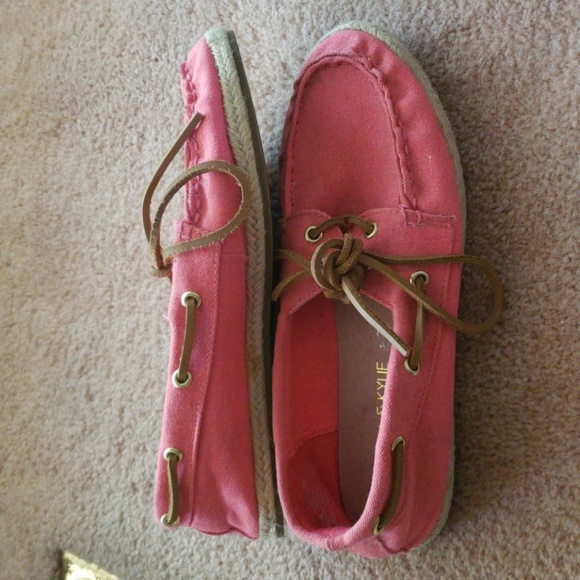 Kendall & Kylie Pink Canvas Boat Shoes - Picture 4 of 4